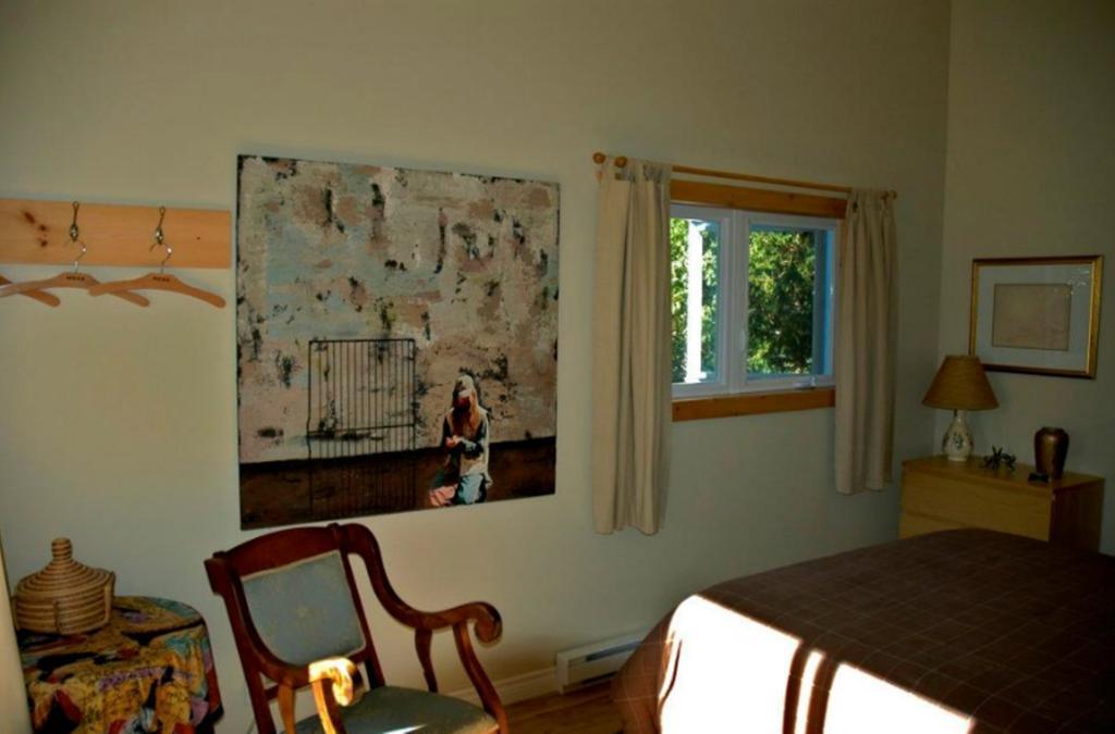 Gite Au Pied Du Courant De Gilbert Desjardins Mont-Laurier Room photo